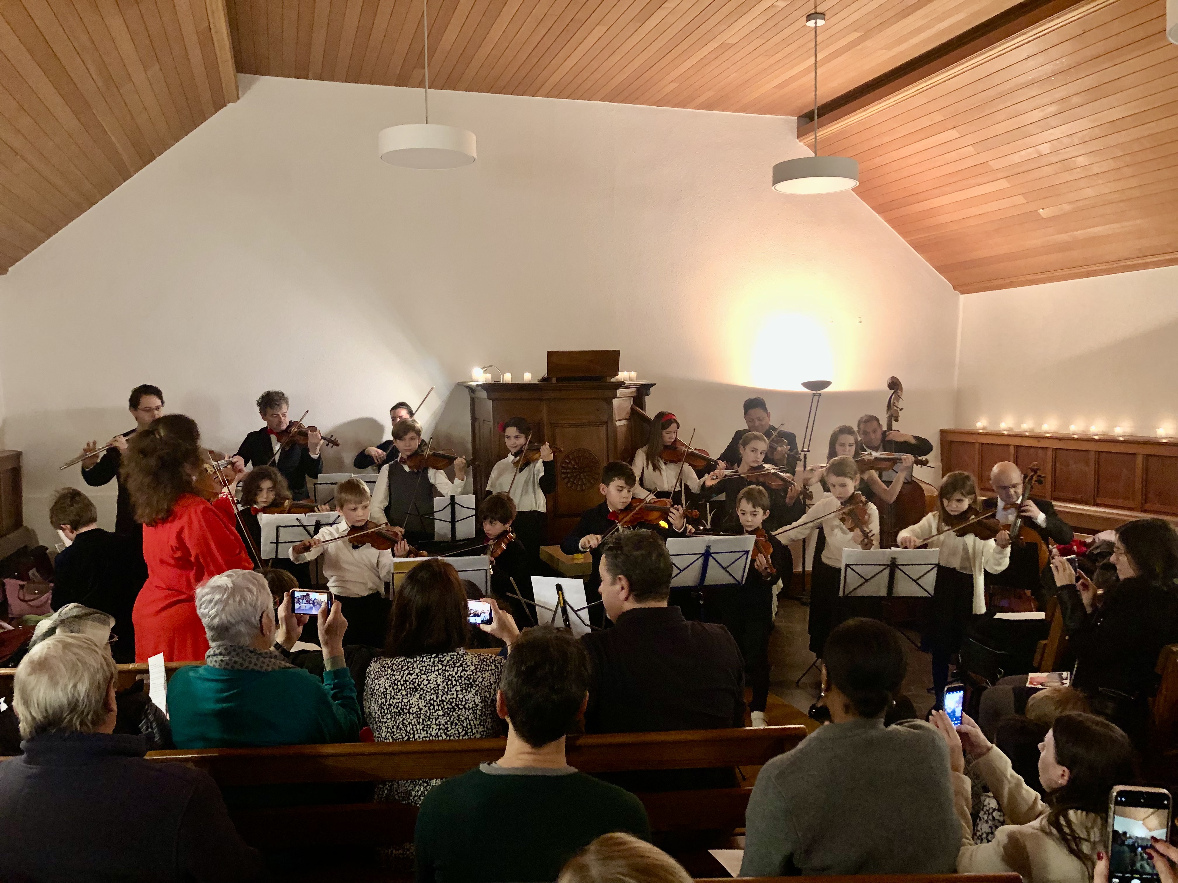 A la lueur des bougies - Arzier Le-Muids - Ecole de Musique Kayaleh